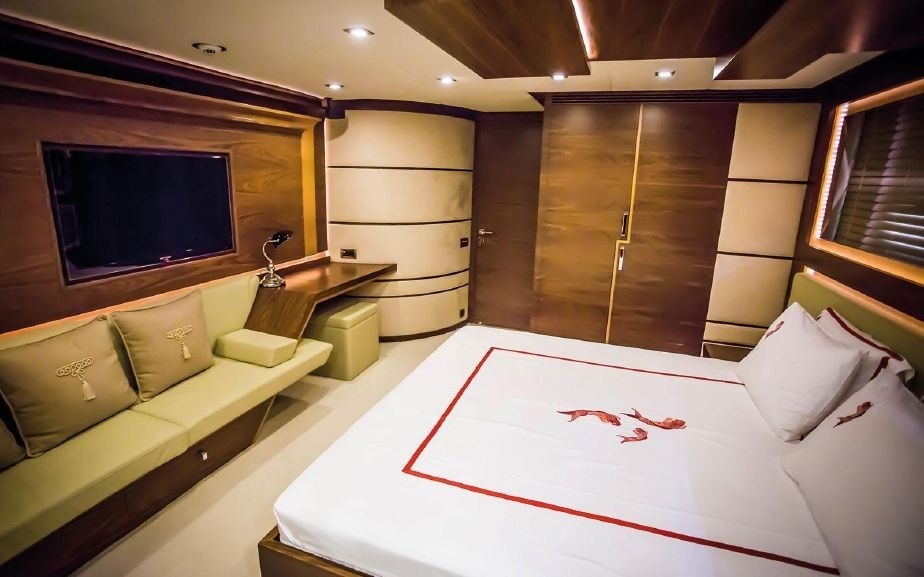 The 41m Yacht MY STEEL
