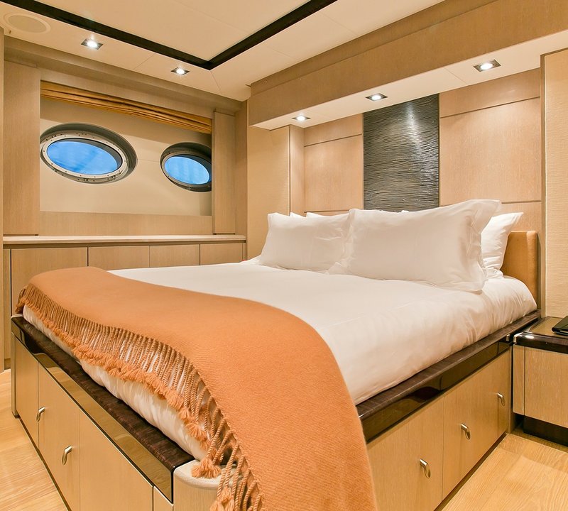 The 41m Yacht PLUS TOO