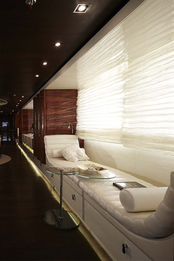 Saloon Sitting On Yacht E & E