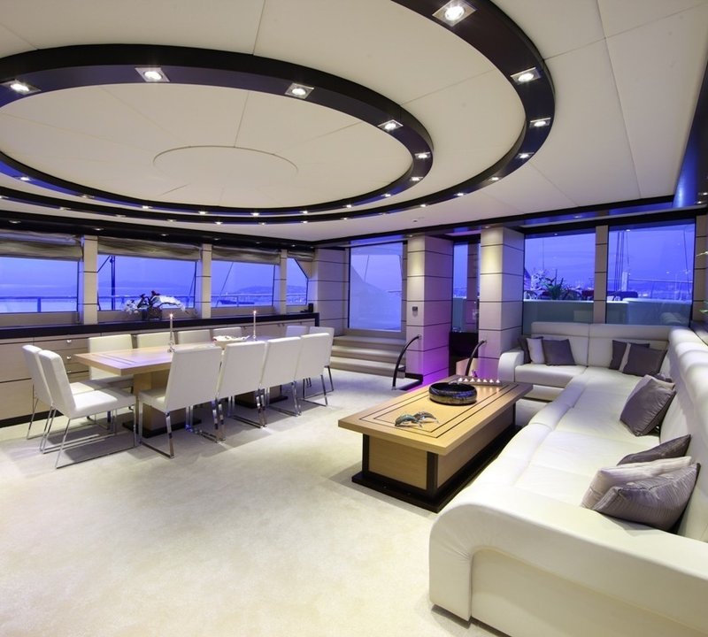 Saloon On Yacht PERLA DEL MARE