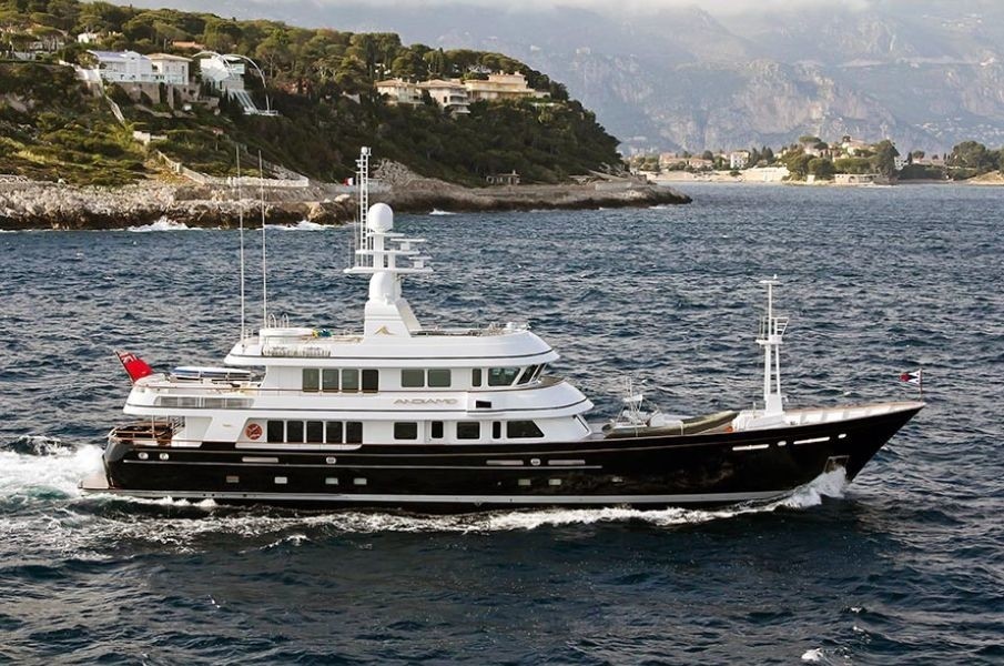 The 43m Yacht ANGIAMO