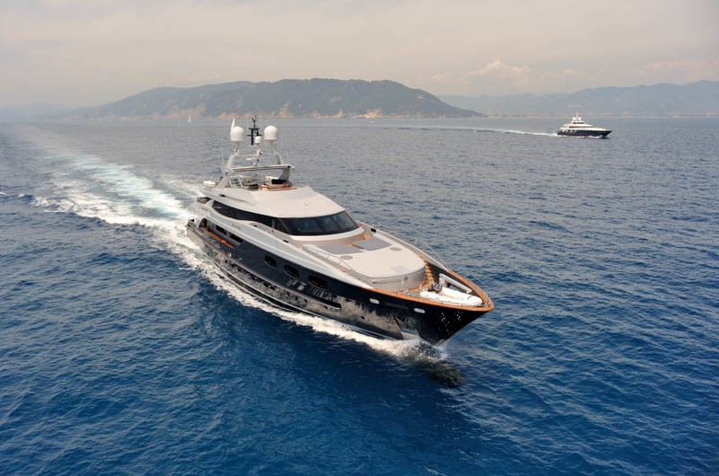 The 43m Yacht MI VIDA