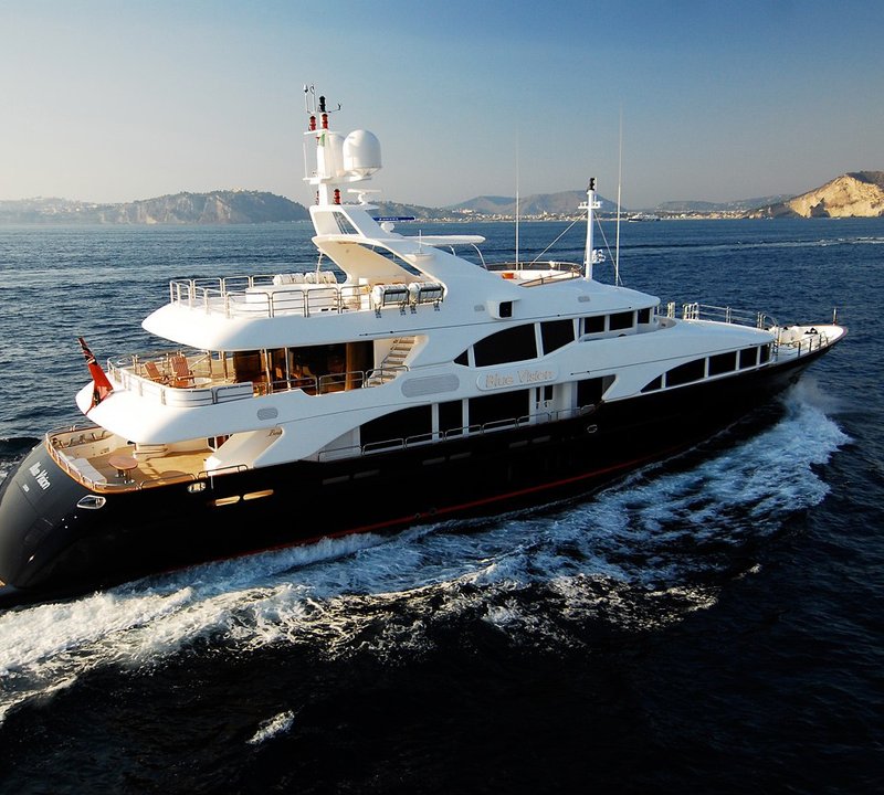 Overview: Yacht BLUE VISION's Cruising Photograph