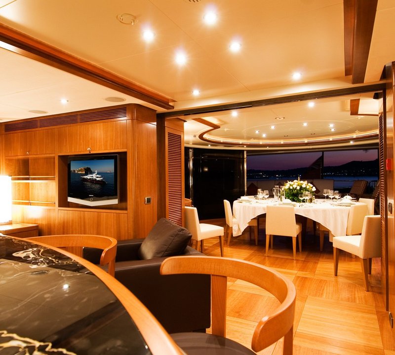 Sky-lounge Screening On Board Yacht BLUE VISION