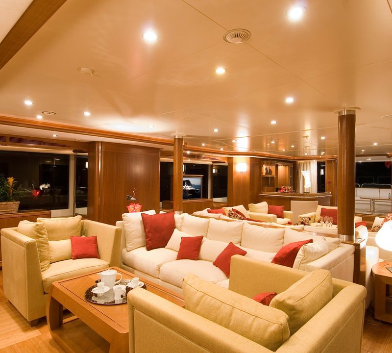 Premier Saloon On Yacht BLUE VISION