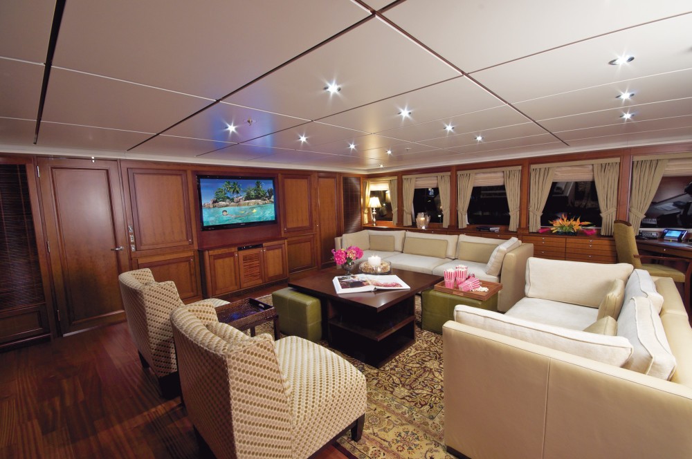 Top Deck Saloon On Yacht YOU &AMP;AMP; ME