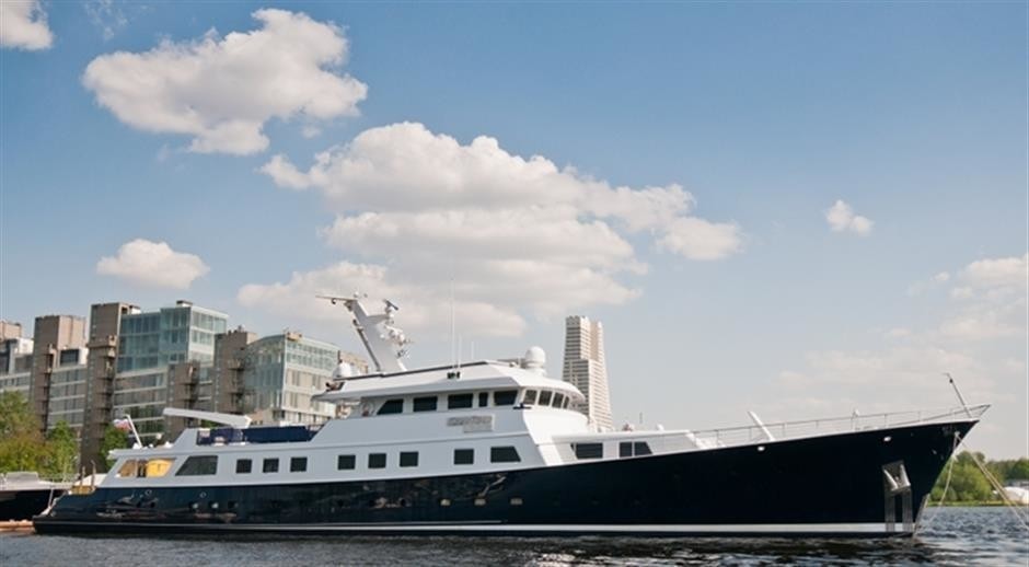The 46m Yacht AGA 6