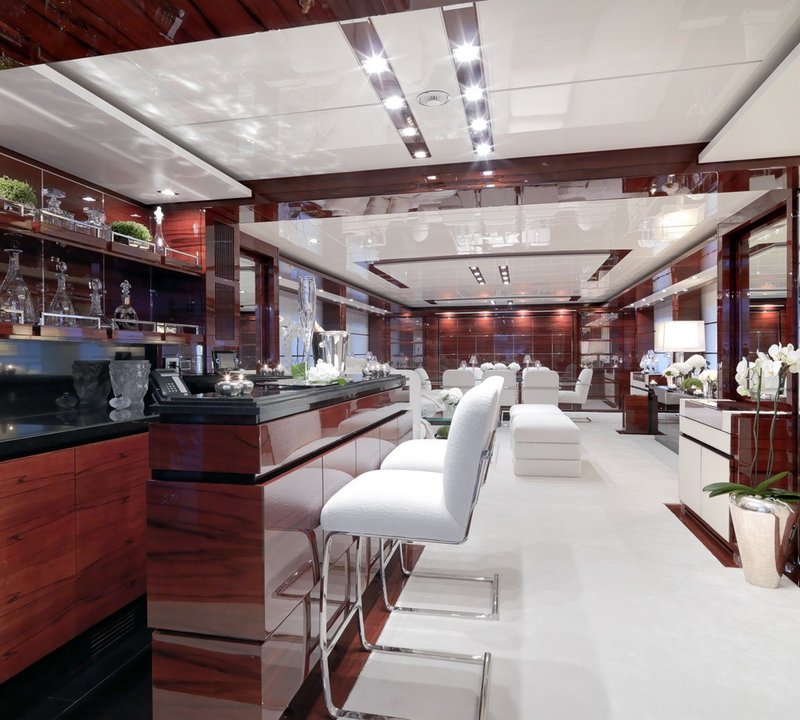 Drinks Bar On Board Yacht WILD ORCHID I