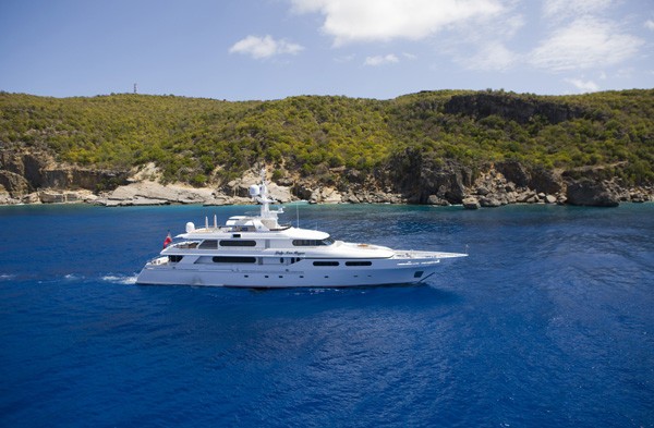 Cruising On Yacht LADY ANN MAGEE