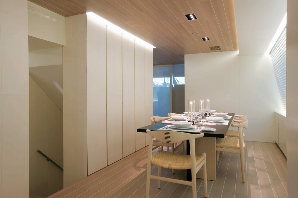 Eating/dining Saloon Aboard Yacht BARACUDA VALLETTA