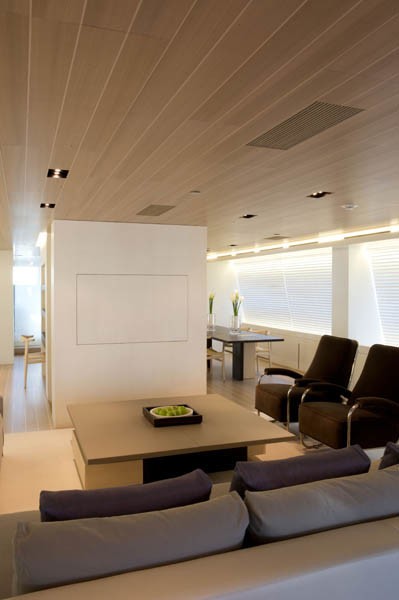 Screening Covered: Yacht BARACUDA VALLETTA's Saloon Image