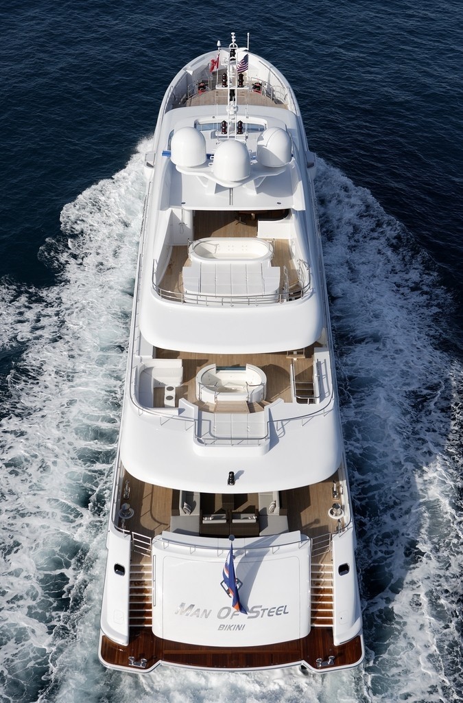 Cruising Aboard Yacht INCEPTION
