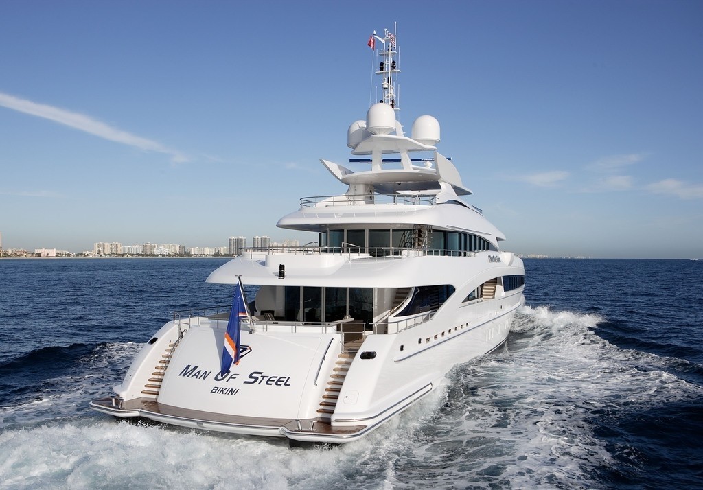 Aft: Yacht INCEPTION's Cruising Image