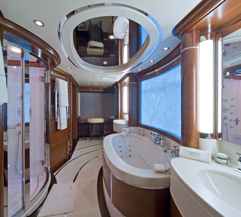 Main Master Bath On Yacht LATITUDE