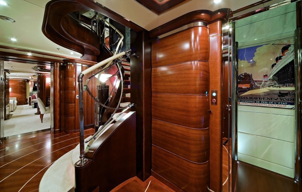 Elevator On Yacht LATITUDE