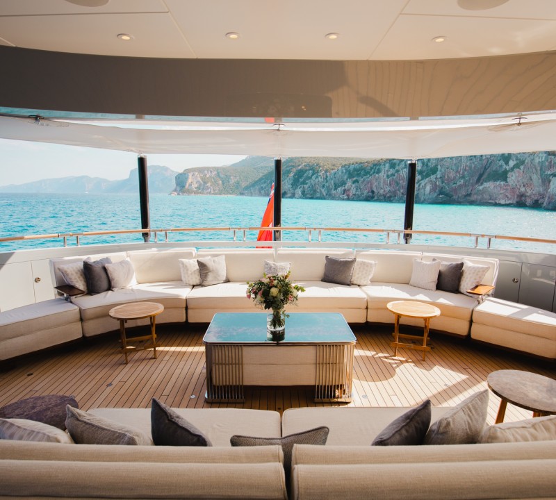 53 - Entertaining Area Bow View