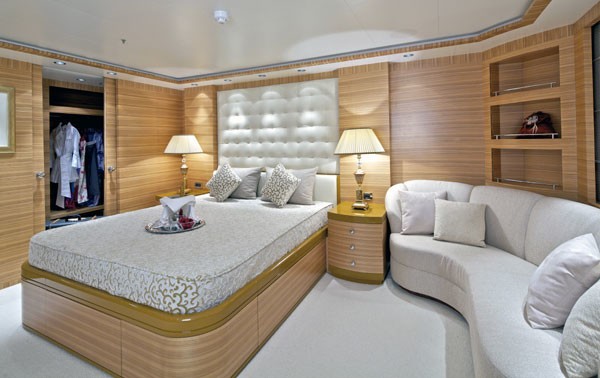 Cabin Sitting On Yacht MIA RAMA