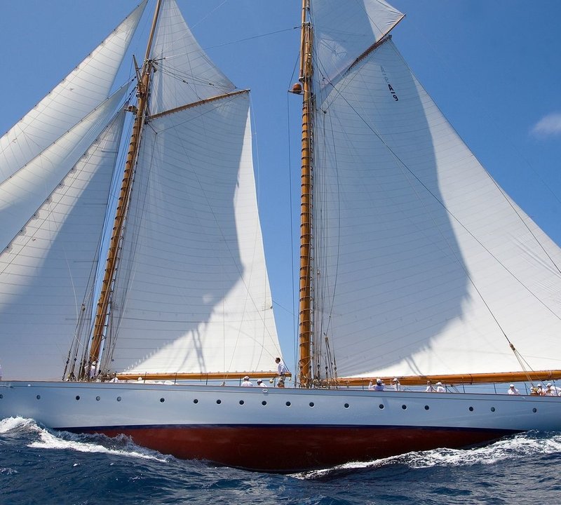 Overview: Yacht ELENA's Cruising Photograph