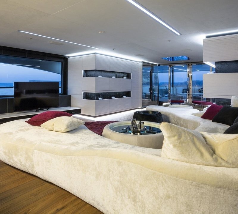 Premier Saloon On Board Yacht OCEAN PARADISE