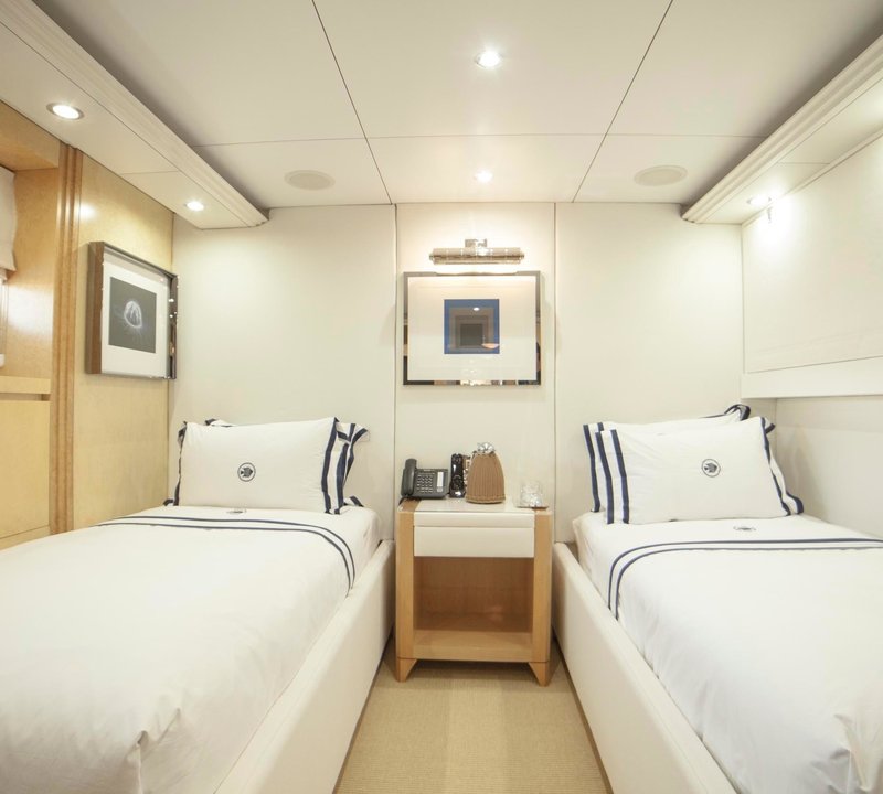 The 55m Yacht OCEANA