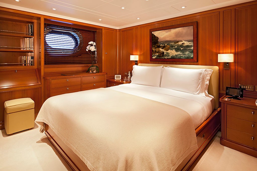 The 56m Yacht ZENJI