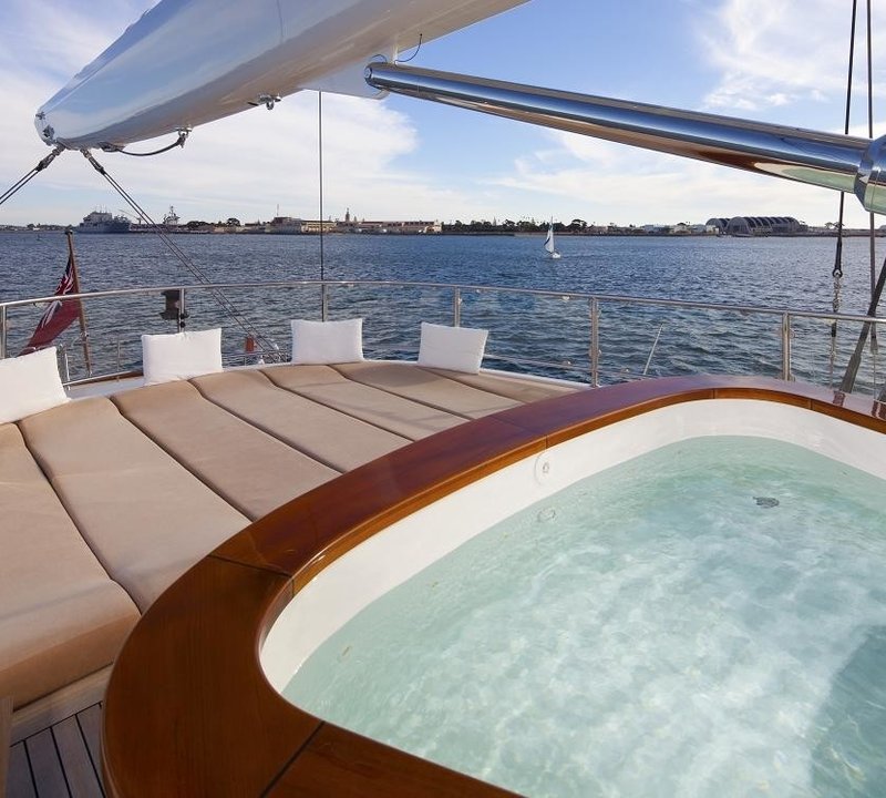 Jacuzzi Pool On Yacht ZENJI