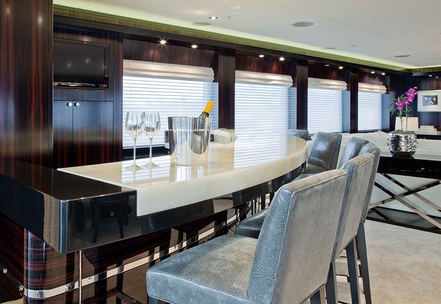 Drinks Bar Aboard Yacht CARPE DIEM