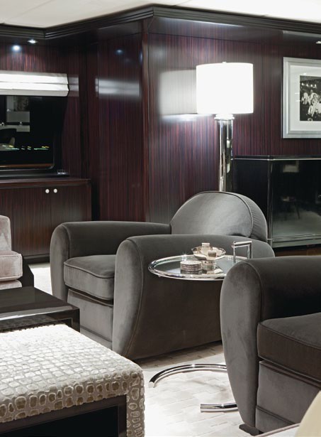Close Up: Yacht CARPE DIEM's Saloon Photograph