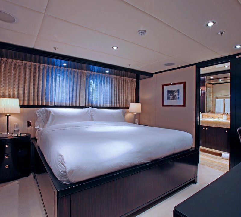 Guest's Cabin Aboard Yacht CARPE DIEM