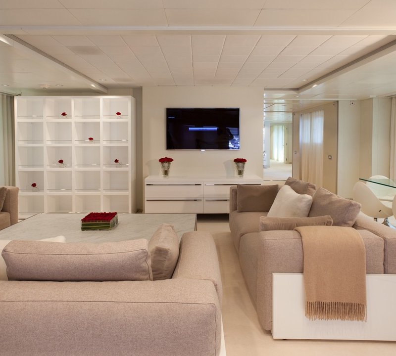 The 58m Yacht IDOL
