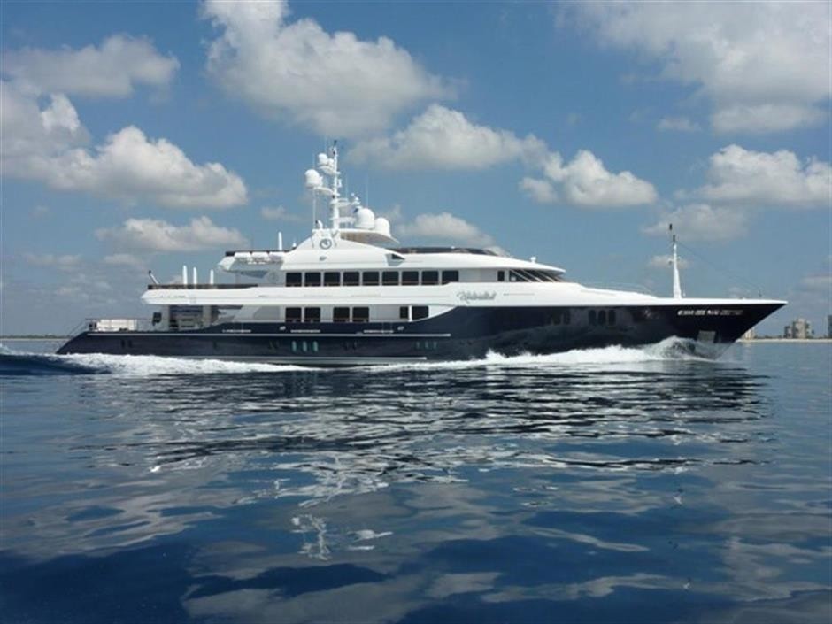 The 58m Yacht UNBRIDLED
