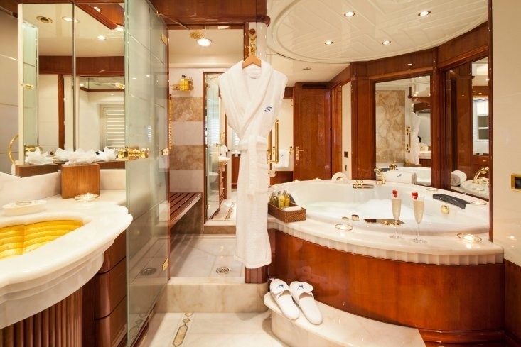 The 59m Yacht STARFIRE