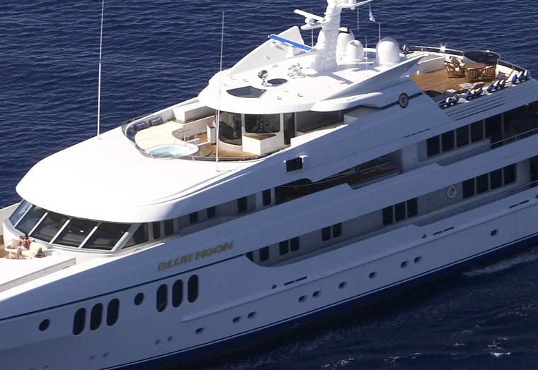 Detail: Yacht BLUE MOON's From Above Image