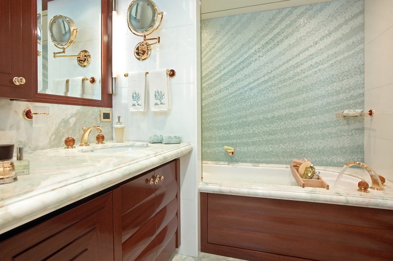 Bath On Yacht BLUE MOON