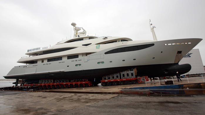 The 60m Yacht LIGHT HOLIC