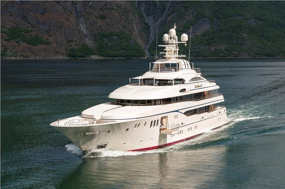 The 61m Yacht LADY KATHRYN V