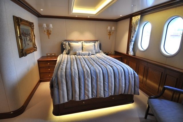 Guest's Cabin On Yacht LADY KATHRYN V