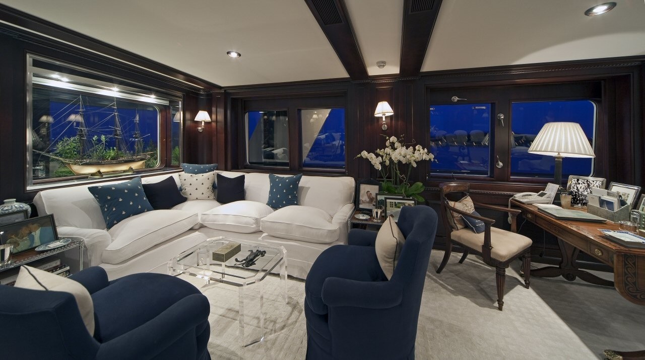 Window View: Yacht VIRGINIAN's Fore Saloon Captured