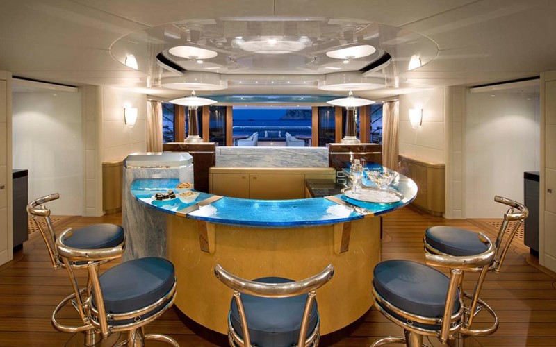 Drinks Bar On Yacht SYCARA V