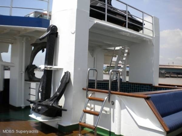 Anchorage: Yacht SARSEN's Close Up Captured