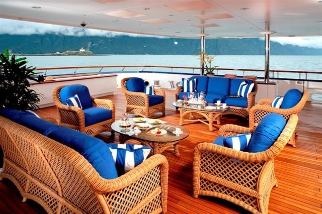 External Sitting On Yacht LAUREL