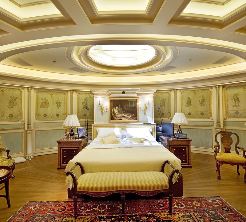 Main Master Cabin On Board Yacht SAMAR