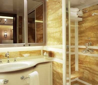 VIP Bath On Yacht SAMAR
