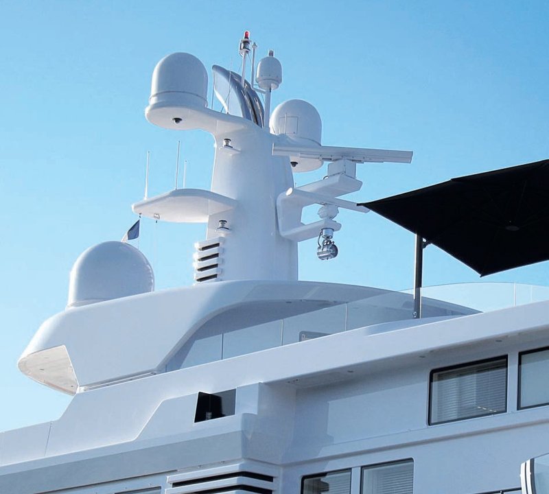 The 81m Yacht AIR