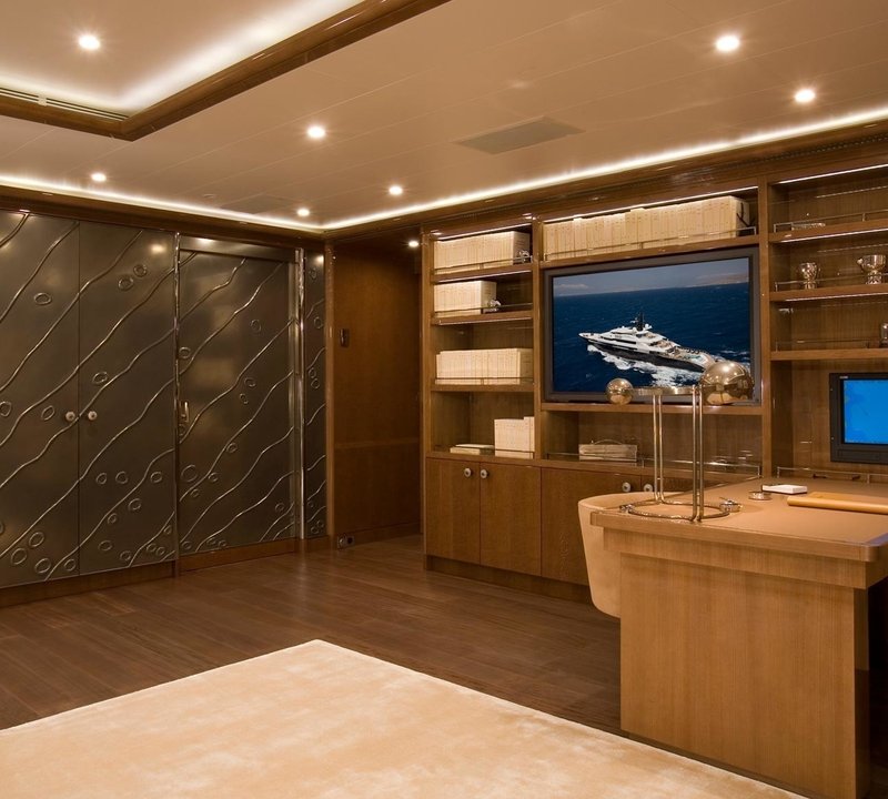 Personal Office On Yacht ALFA NERO