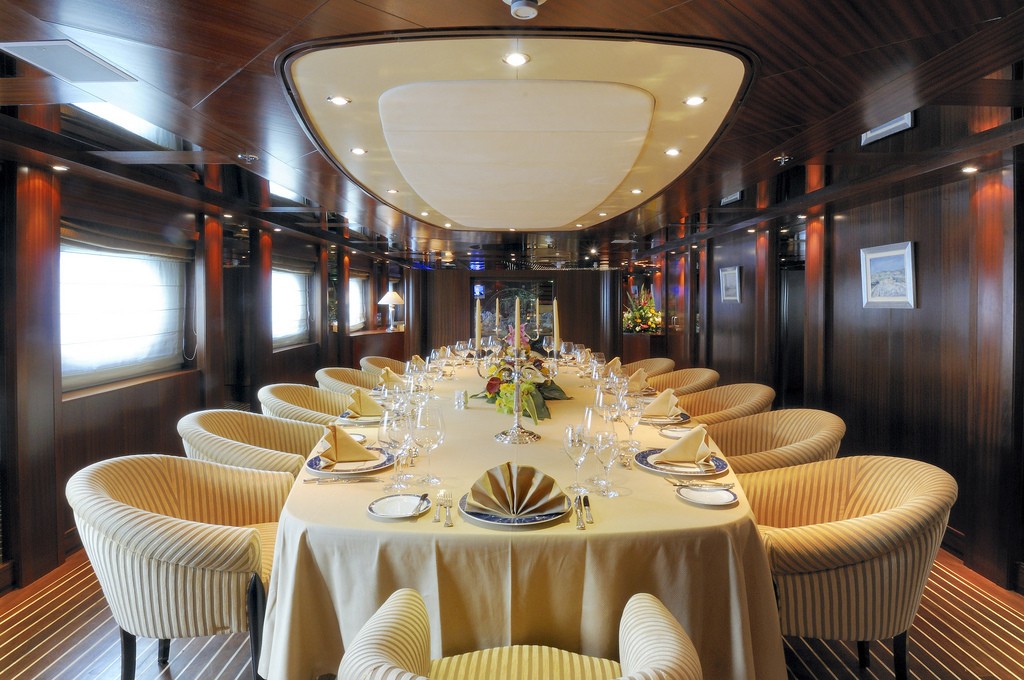 The 89m Yacht LAUREN L