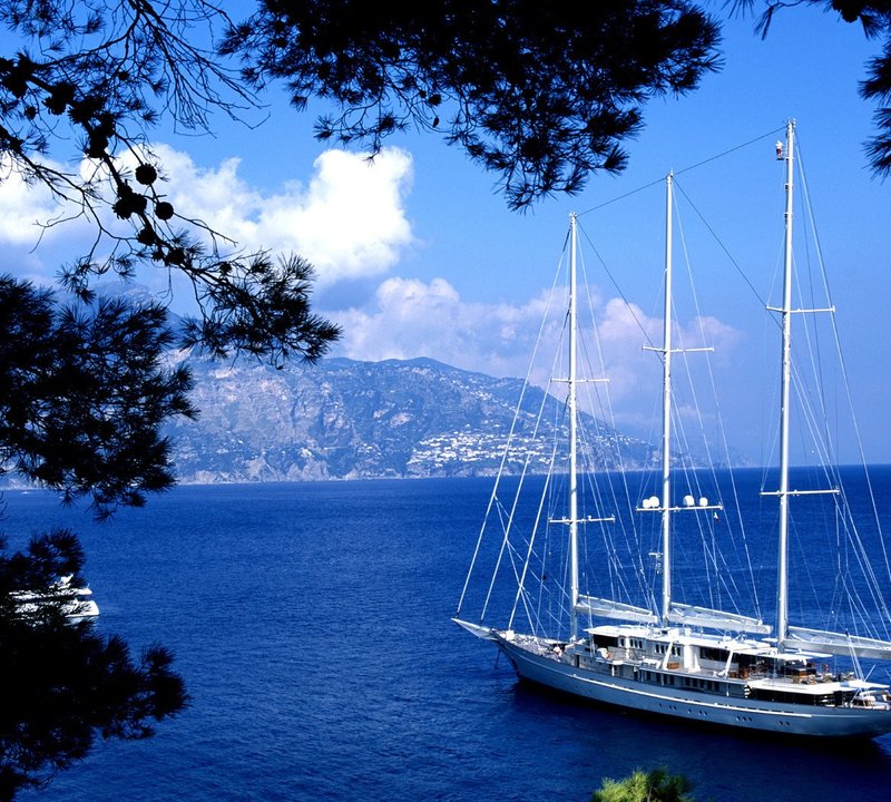 The 90m Yacht ATHENA