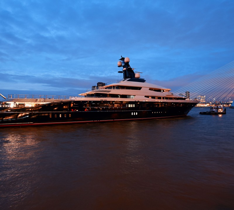 Exterior profile