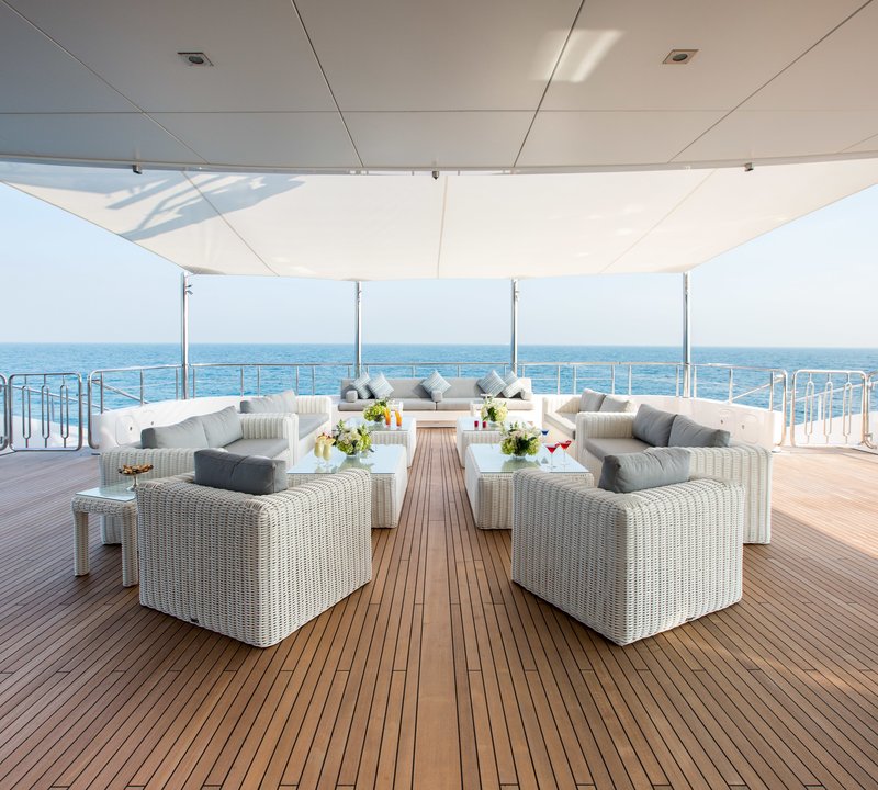 Premier Deck Aft On Board Yacht MOONLIGHT II