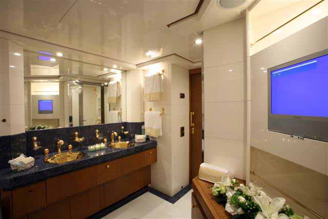ALFA XII - MAster Ensuite
